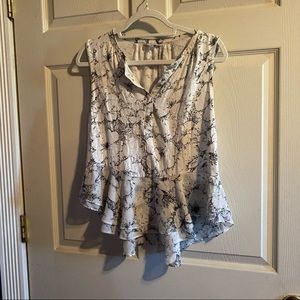 Lucky Brand Top Size Large